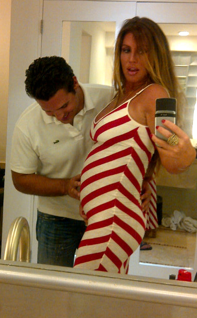 Tiger Woods' Ex-Girlfriend Rachel Uchitel Pregnant - E! Online